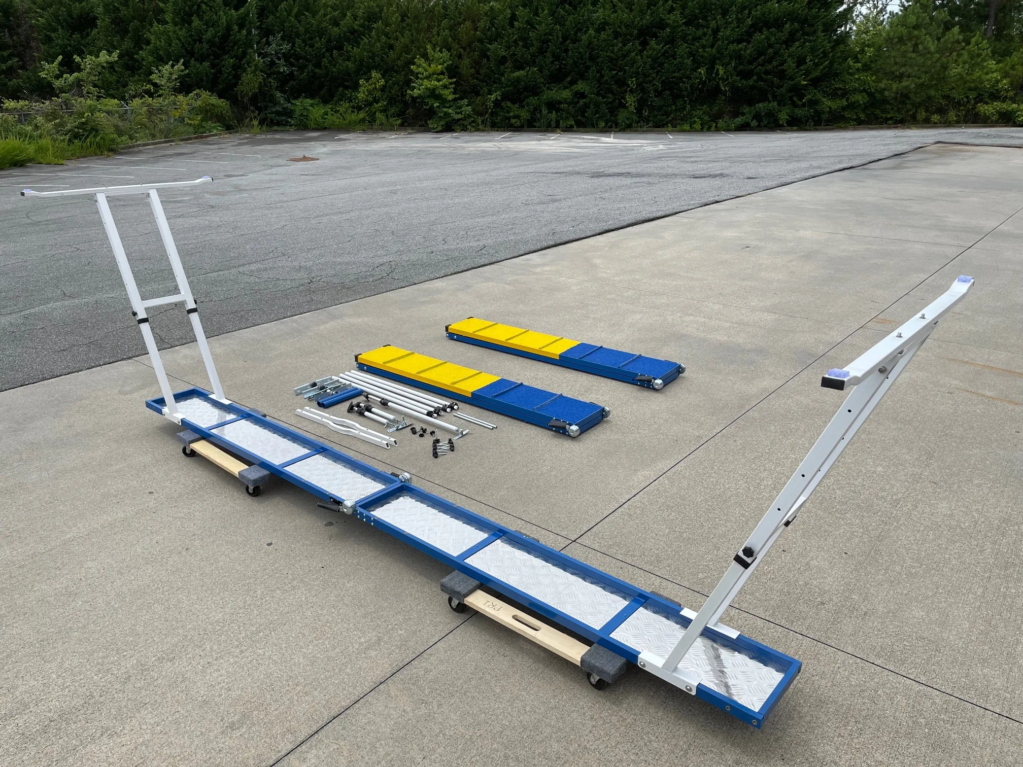 *8’ Dog Walk, Rubber Top, Aluminium Boards, Metal Steel Structure, On-Wheels Interface Ready
