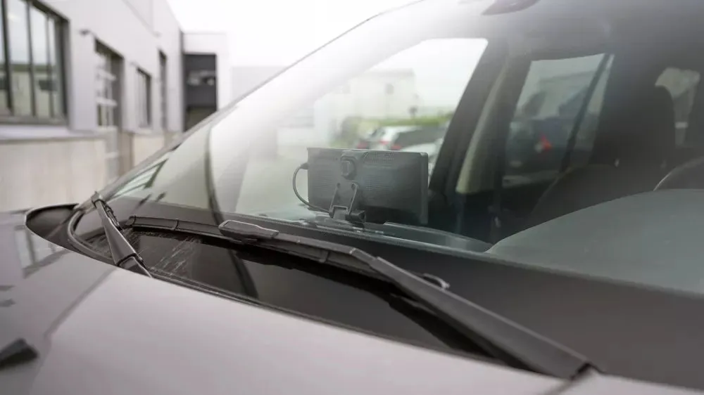 AMPIRE CPM100, automobilinė multimedija - monitorius, belaidis CarPlay