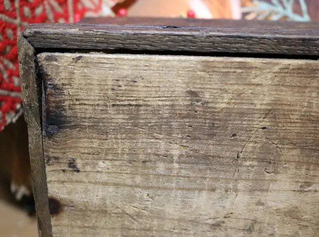 Belsnickle Santa Dovetailed Box Greens Lights Up
