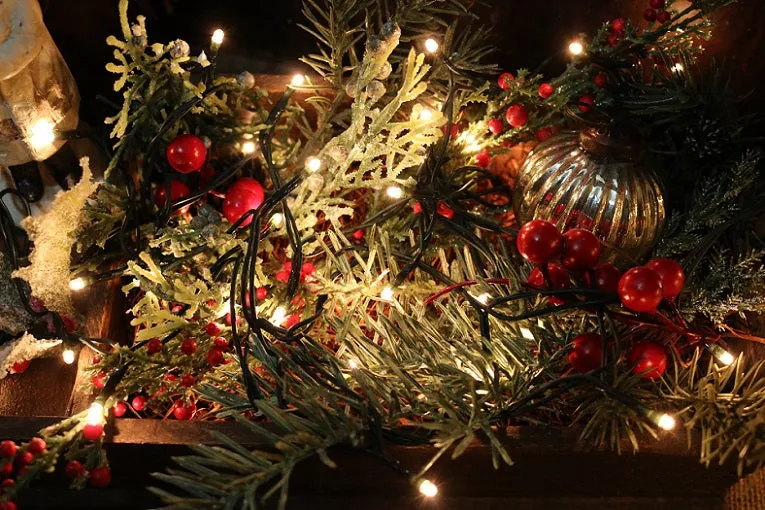 Belsnickle Santa Dovetailed Box Greens Lights Up