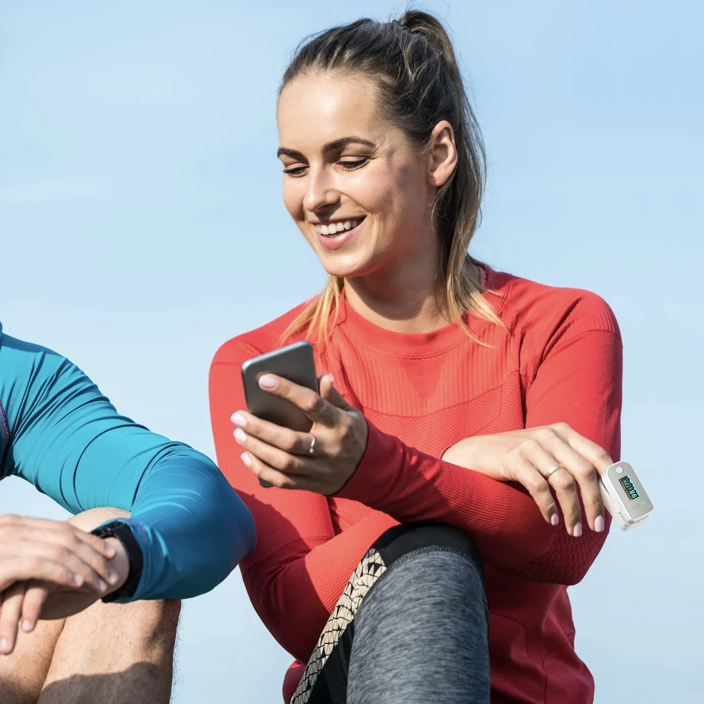 Bluetooth Pulse Oximeter Fingertip | Blood Oxygen Saturation & Heart Rate Monitor | Compatible with iOS & Android Smartphones