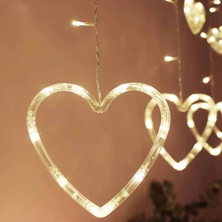 Curtain String Lights | Heart 2.5m Plug-In