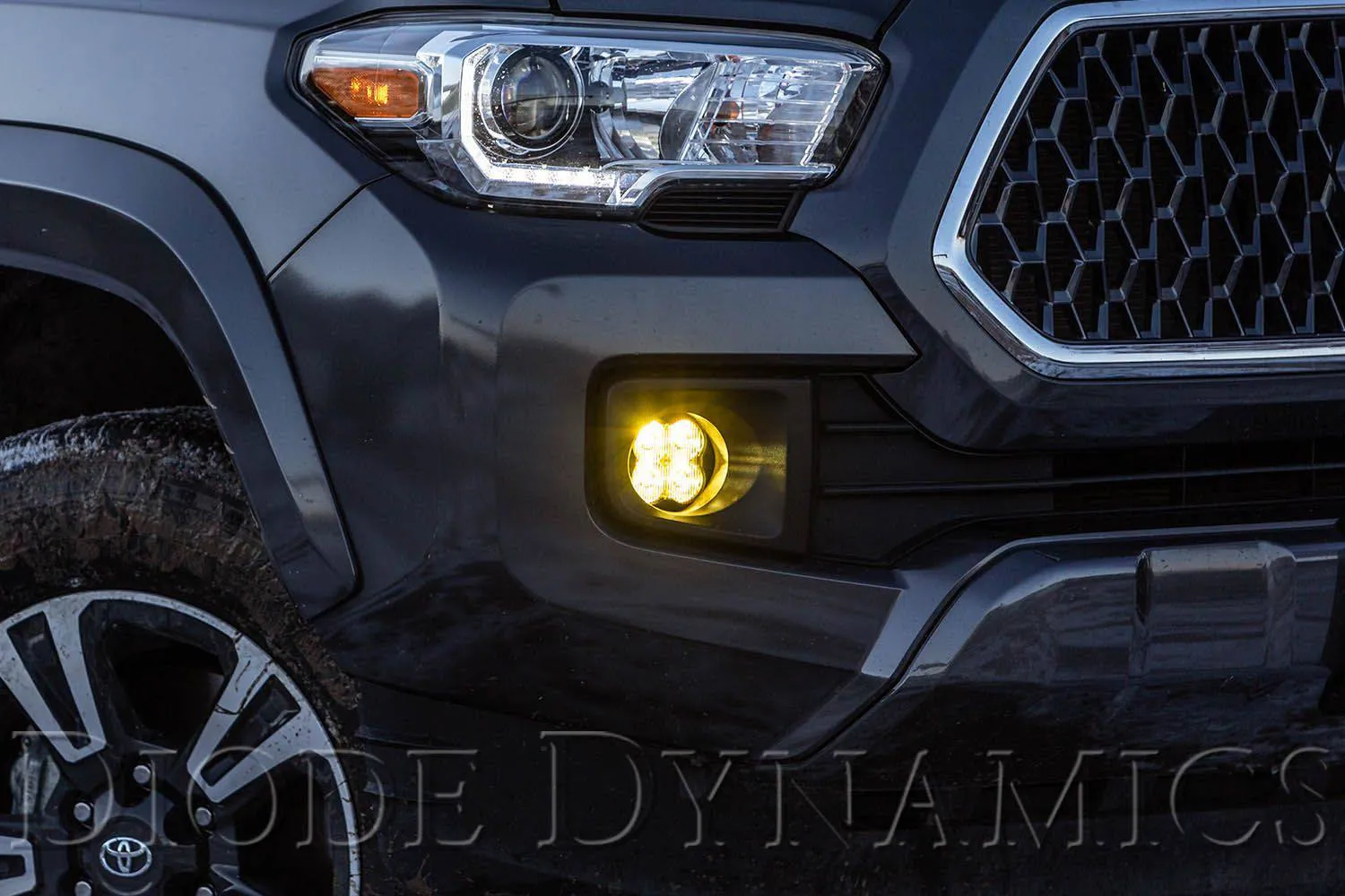 Diode Dynamics SS3 Amber LED Fog Light Kit | 2023-2016 Toyota Tacoma