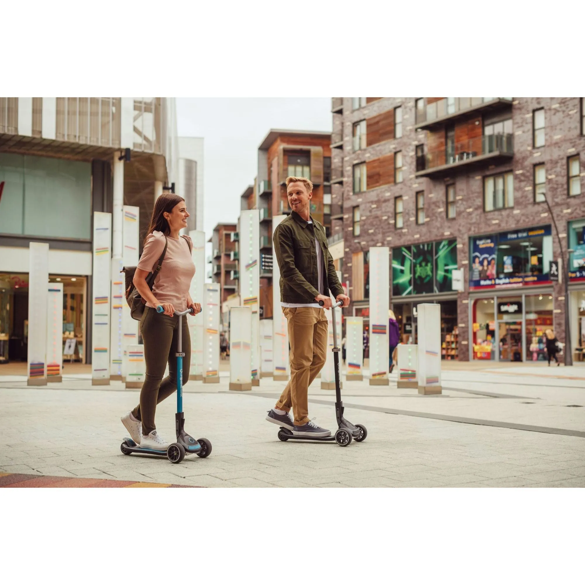 Globber Ultimum Lights Scooter - Sky Blue (5y )