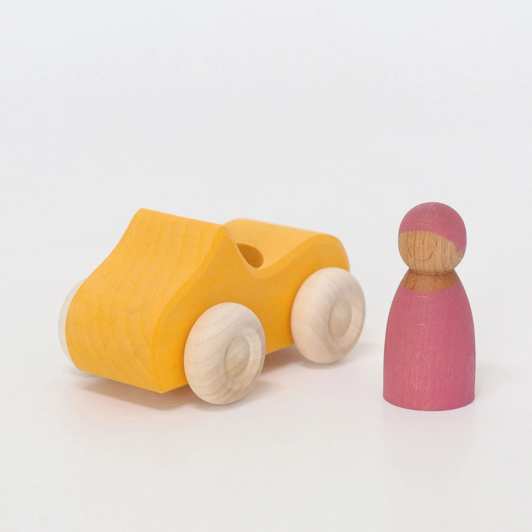 Grimm's Car - Small Yellow Convertible with Friend