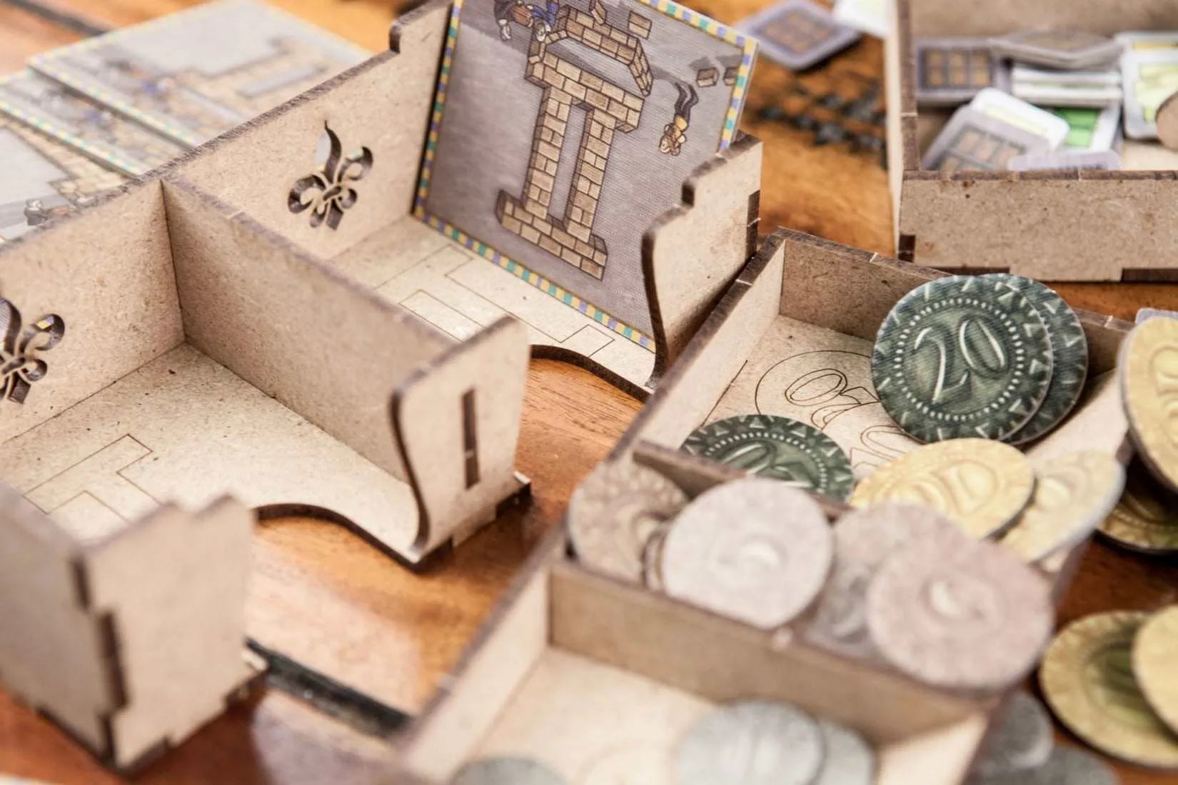 The Dicetroyers - Orléans (Base Game or with Trade and Intrigue Expansion; 5th Player) (Italy Import)